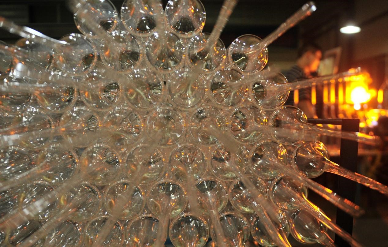 世界最大の耐熱ガラス生産基地となった河北省河間