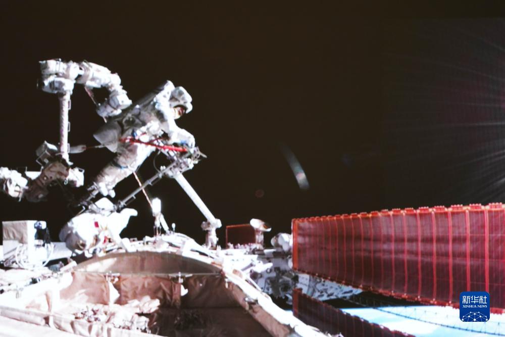 「神舟16號」の乗組員、船外活動のすべての任務を無事完了