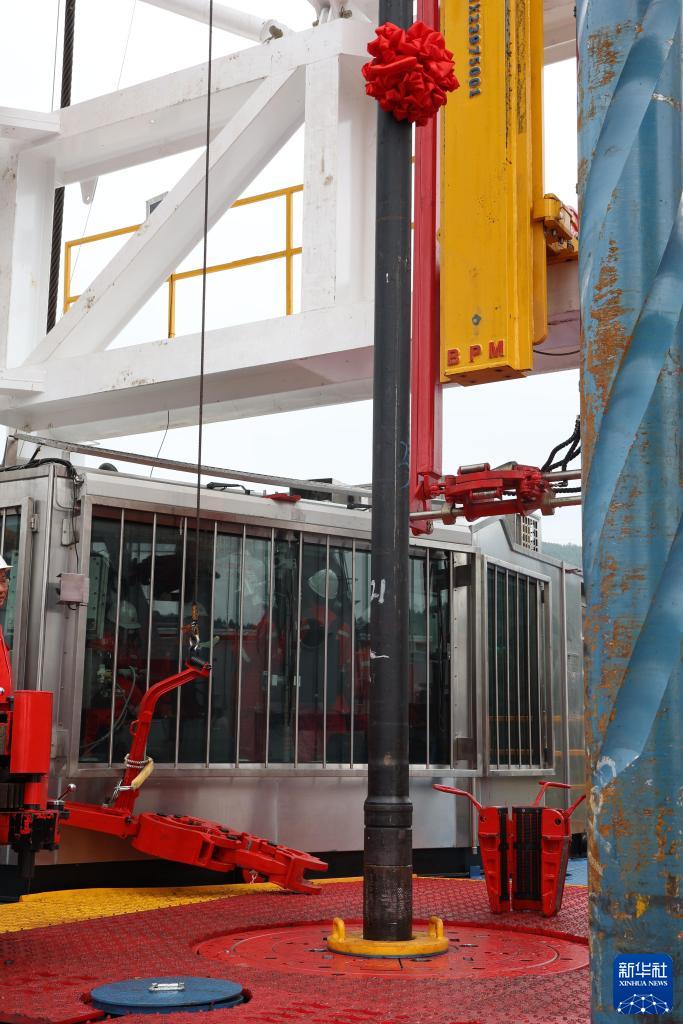 中國で2番目となる1萬m油ガス井、四川で掘削開始