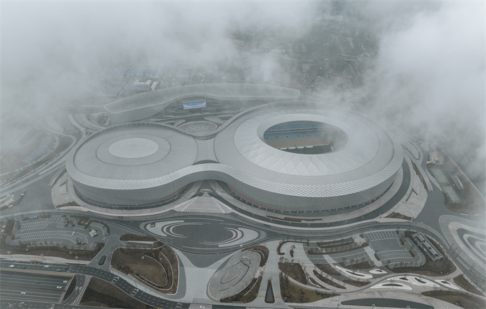 成都ユニバの「超クール」な鳳凰山體育公園