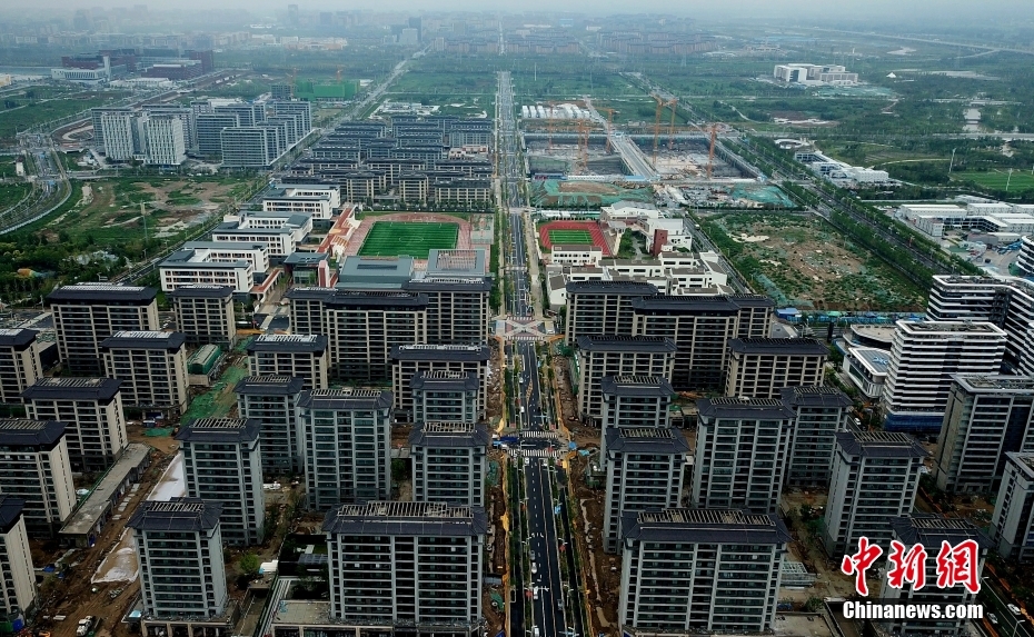 上空から撮影した雄安新區(qū)「三校一院」プロジェクト　河北省