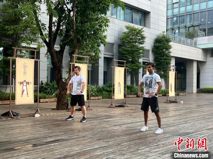 中國の「無形文化遺産」體験が外國人選手に人気　成都ユニバ