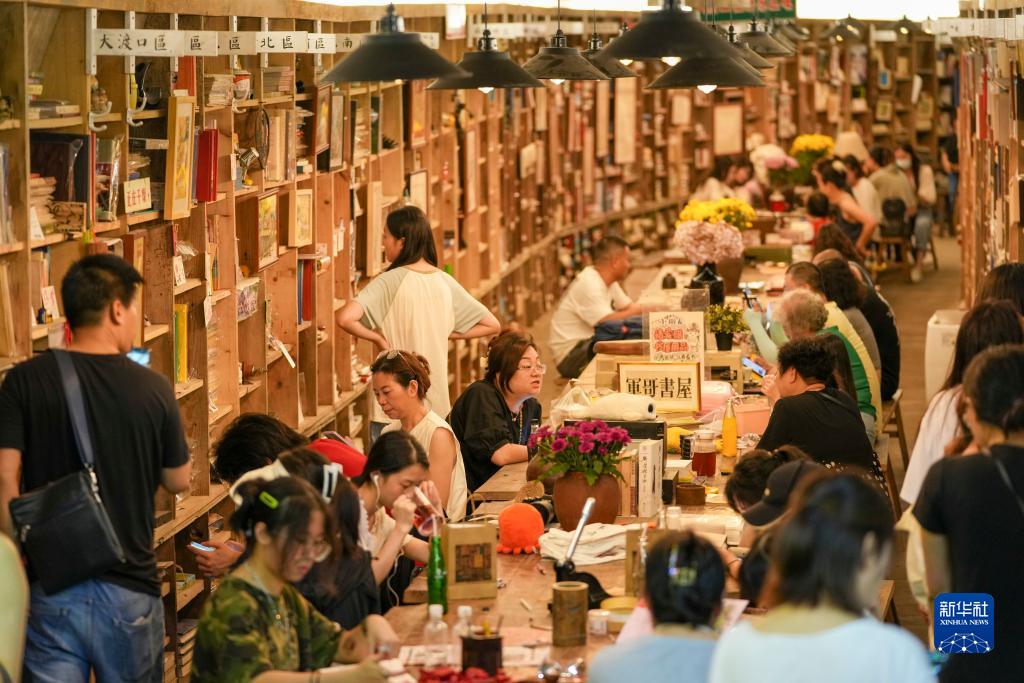 「クール?エコノミー」の人気拡大　重慶