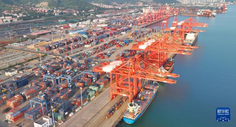 中國(guó)1-7月の対外貿(mào)易輸出入、全體的に安定