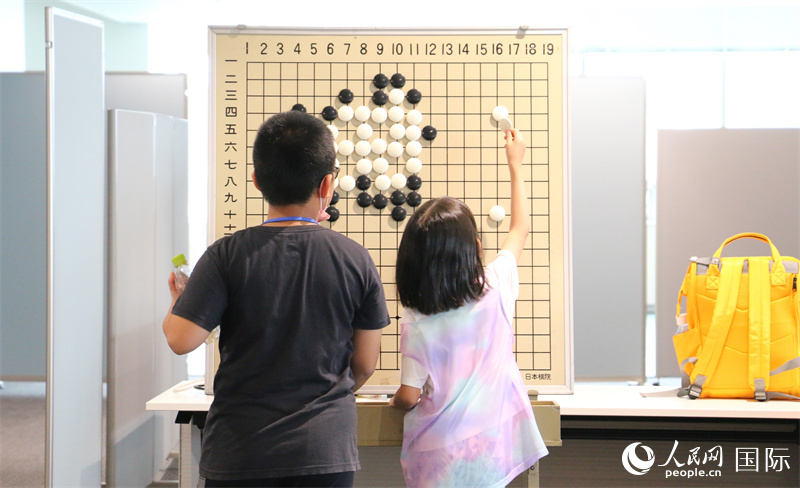 第1回中日友好交流都市青少年囲碁交歓大會の會場の様子。（撮影?許可）