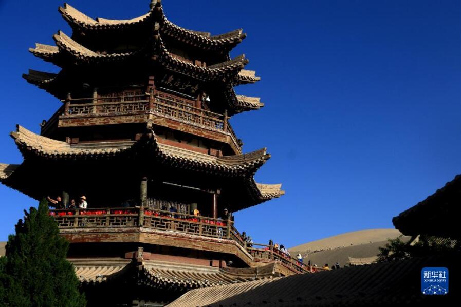 秋の砂漠を満?jiǎn)恕「驶嵤《鼗?></td></tr><tr><td class=