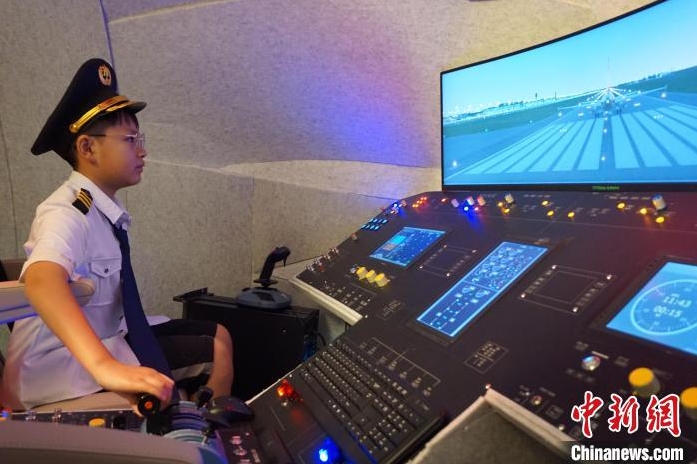 成都に登場した「飛行機(jī)レストラン」　四川省