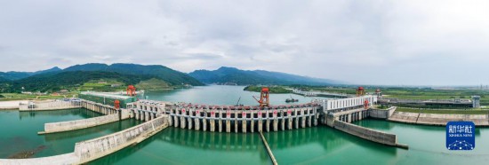 2日に撮影された広西大藤峽水利ハブ（ドローンでパノラマ撮影?曹禕銘）。