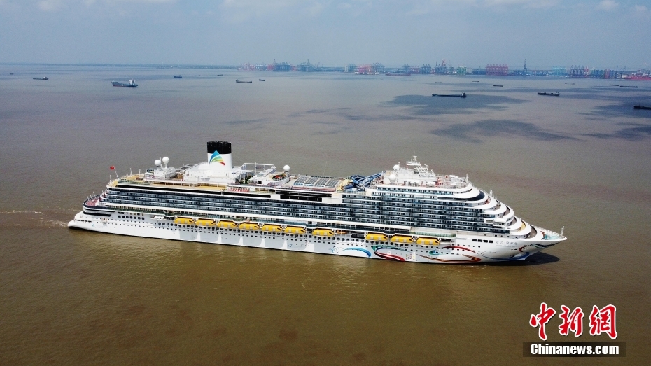 初の國(guó)産大型クルーズ船「愛(ài)達(dá)?魔都」號(hào)の実証実験航海がスタート