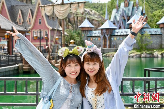 香港ディズニーランドで11月20日に「アナ雪」エリアオープンへ