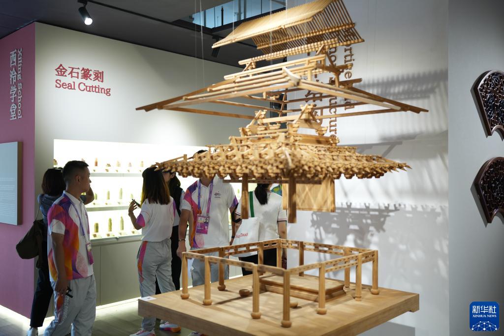 杭州アジア大會選手村を一足先に見學！　浙江省