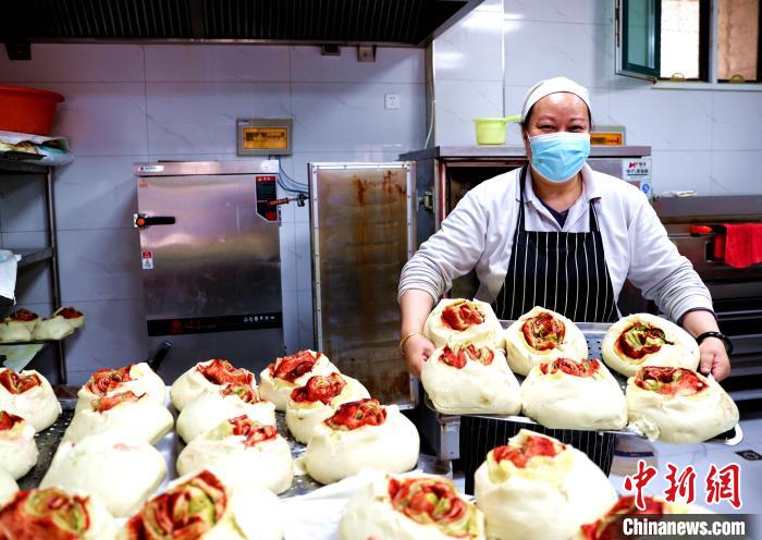 青海省の伝統(tǒng)的な月餅はどうやって作る？