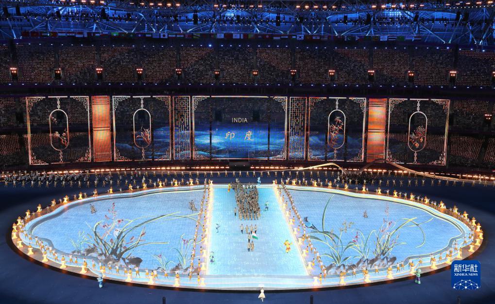 インド代表選手団の入場行進の様子（撮影?楊磊）。
