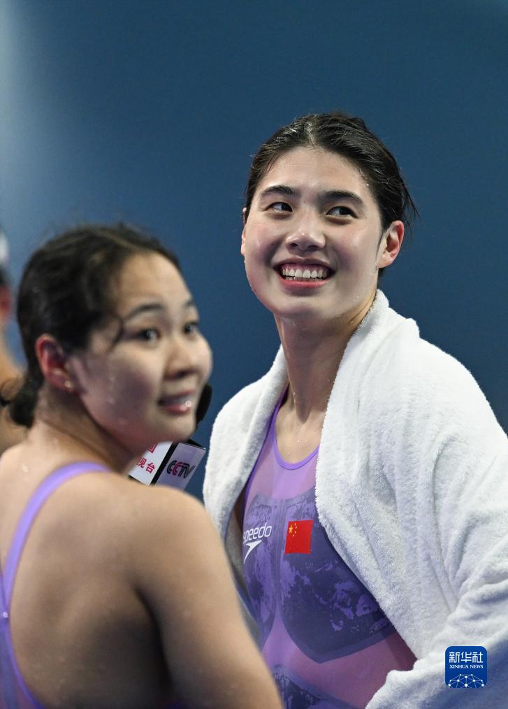 競泳女子200メートルバタフライで中國の張雨霏選手が金メダル　杭州アジア大會(huì)