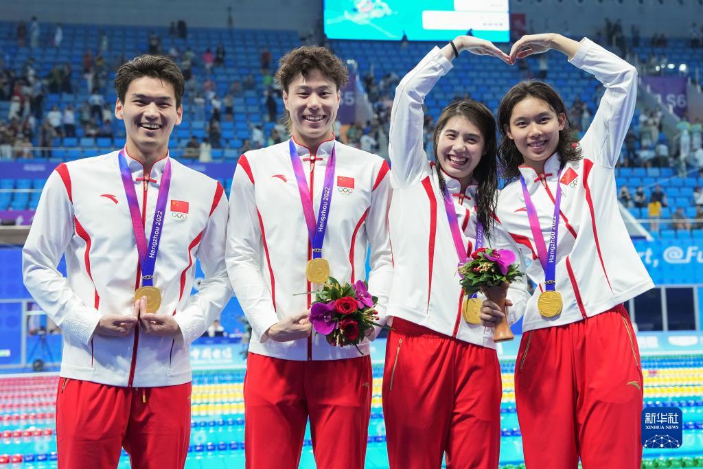 競泳?混合4×100メートルメドレーリレーで中國が金メダル　杭州アジア大會