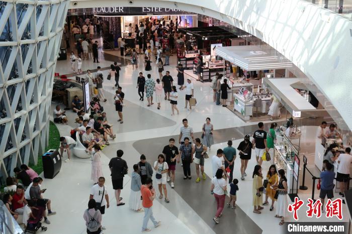 中秋＋國(guó)慶8連休の前半　海南離島免稅ショッピング売上123億円