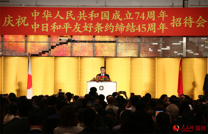 レセプションで挨拶する中國の呉江浩駐日大使（撮影?許可）。