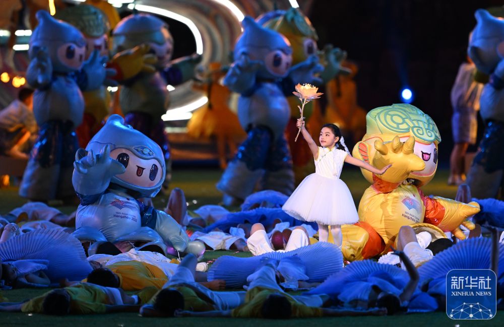 閉會式で披露されたパフォーマンス。