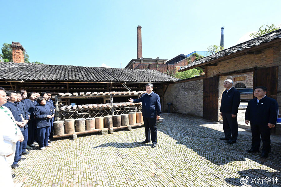 習(xí)近平総書記が江西省景徳鎮(zhèn)市と上饒市を視察