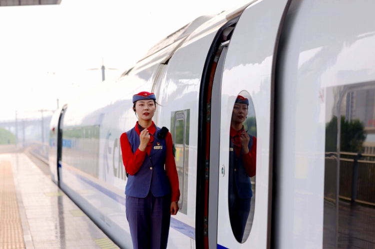西安駅と北京西駅が高速鉄道で繋がることに！1日3往復(fù)