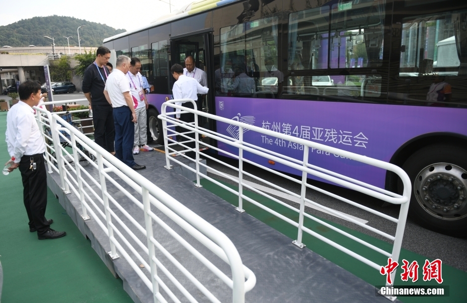 開會に向け、會場改造作業(yè)が進められるアジアパラ競技大會會場　浙江省杭州