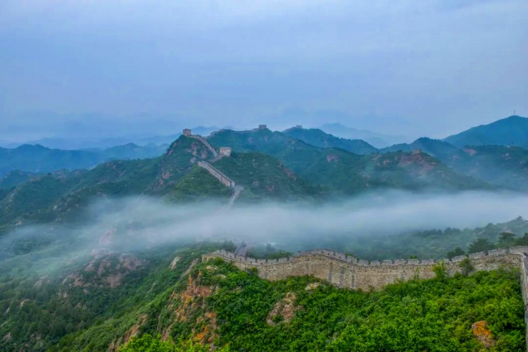 村民の周萬萍さんが撮影した「金山嶺長城」の寫真（寫真提供?周さん本人）。