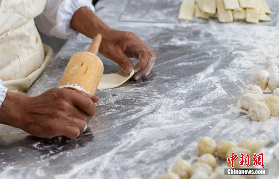 無形文化遺産「西亭脆餅」生産工房を訪ねて　江蘇省南通