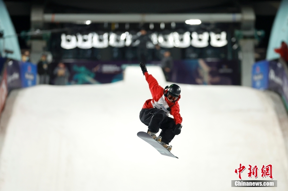 スノボW杯ビッグエア決勝、蘇翊鳴選手が日本人選手を抑え優(yōu)勝　北京