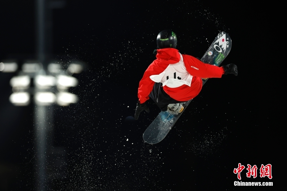 スノボW杯ビッグエア決勝、蘇翊鳴選手が日本人選手を抑え優(yōu)勝　北京