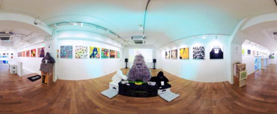 「デビッド?エイプ」をテーマにした個(gè)展（寫真提供?主催者）。