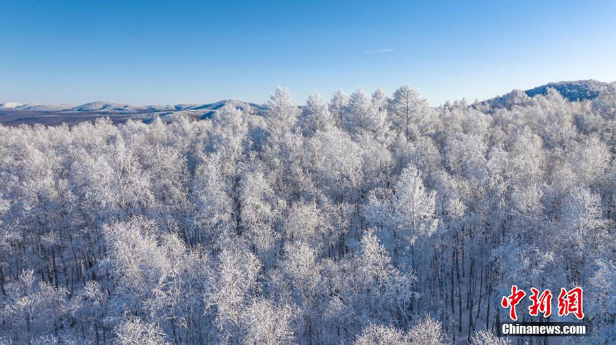 上空から撮影した「東洋のスイス」の冬景色　內(nèi)蒙古阿爾山