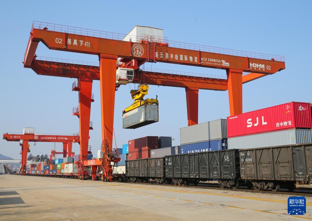 新年初の中歐班列が出発　江蘇省連雲(yún)港