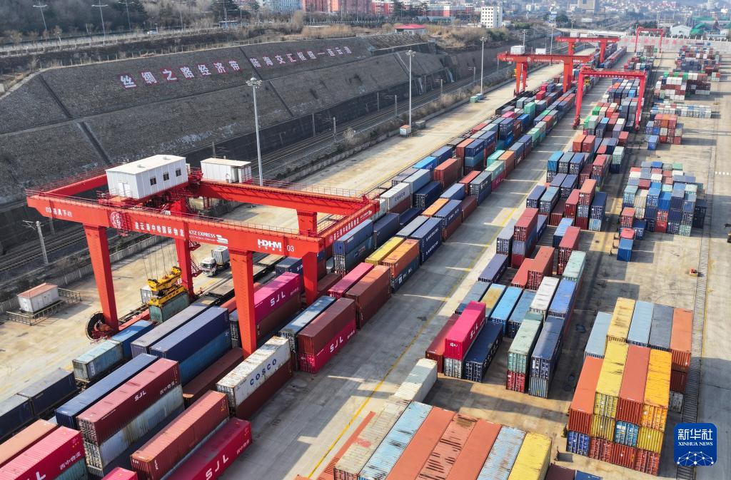 新年初の中歐班列が出発　江蘇省連雲(yún)港