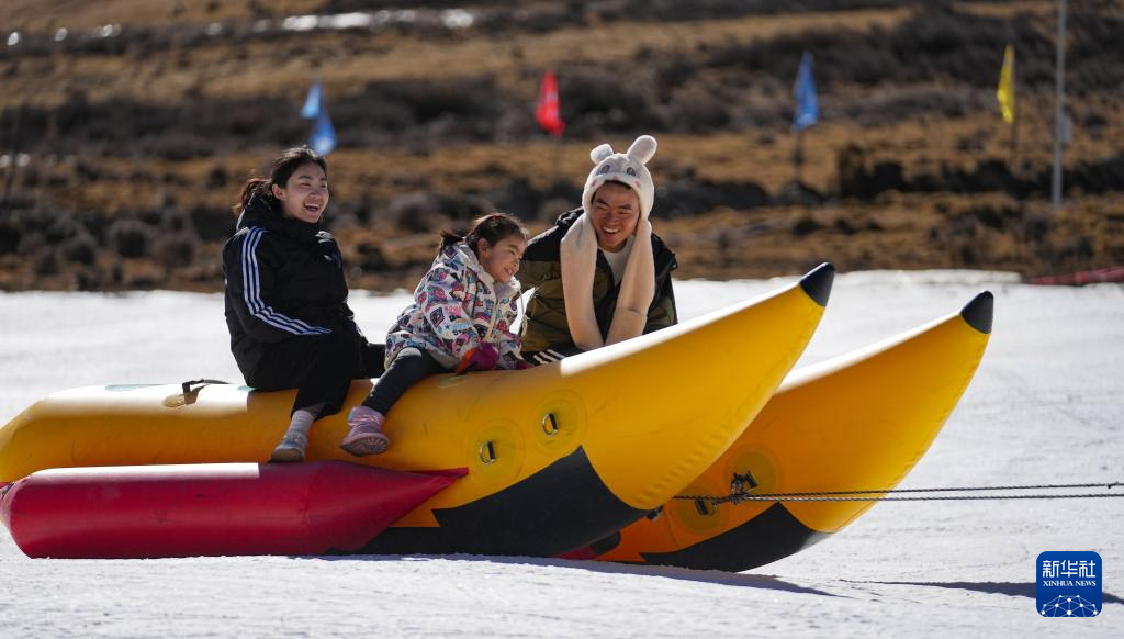 標(biāo)高4500メートル！西蔵で初のスキー場(chǎng)