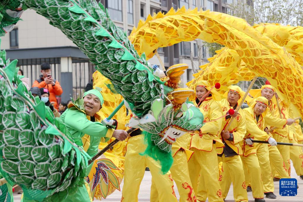 春節(jié)控え、全國各地で盛り上がる年越しムード
