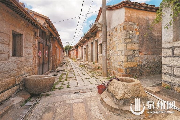 見どころは古い街並み、山と海の魅力あふれる都市――泉州