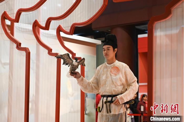 南漢二陵博物館で「文化財(cái)コスプレコンテスト」開催　広東省広州