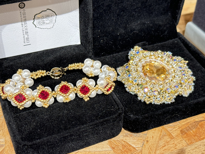 きらめきを一針一針縫い付ける　無形文化遺産「廈門珠繍」