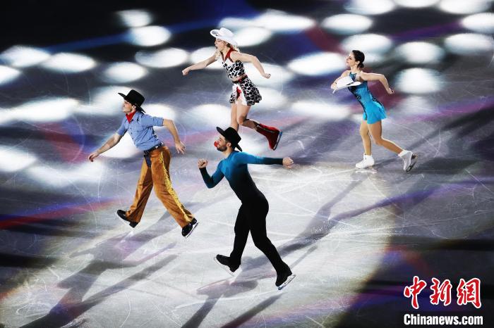 エキシビションで演技を披露した選手たち（撮影?湯彥俊）。