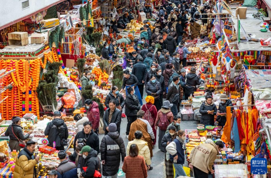 春節(jié)控え活況に沸く中國の年越し用品市場