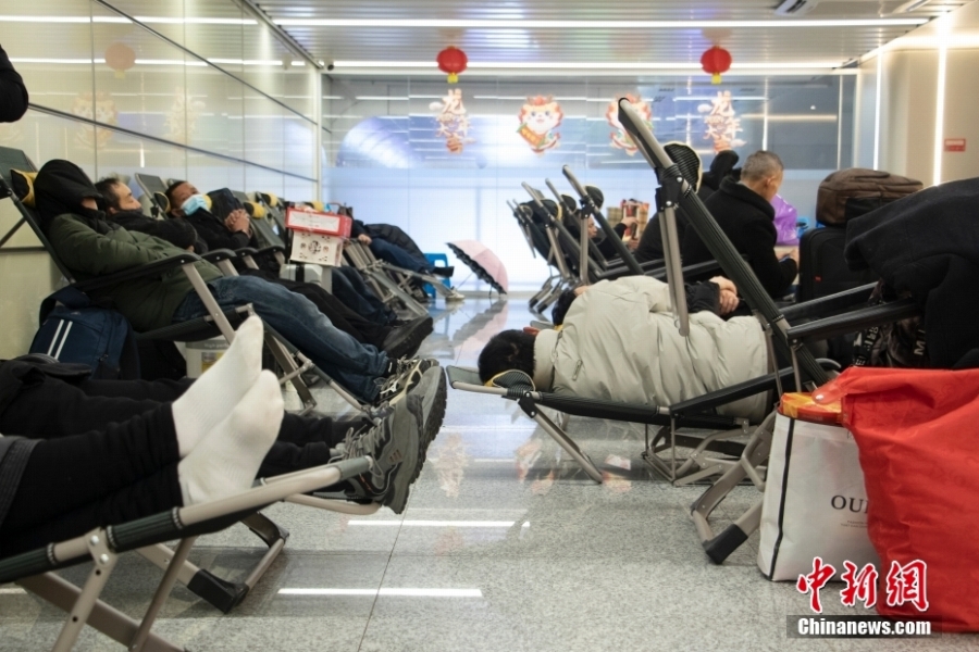 杭州駅に「ホカホカ弁當(dāng)」のスマート自動販売機(jī)が登場