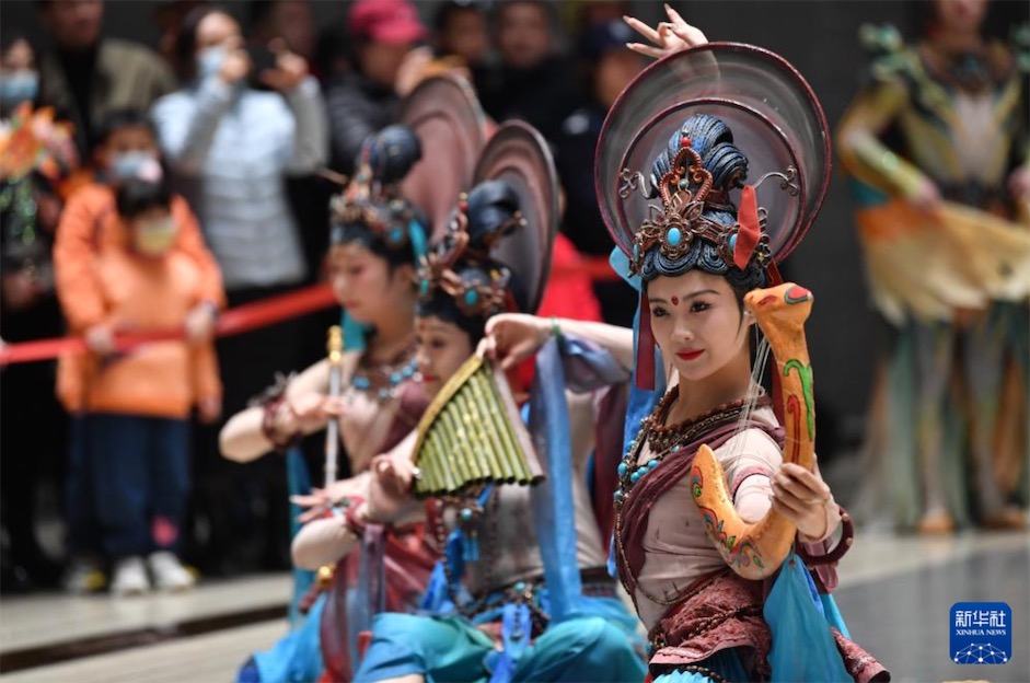 多彩な活動で春節(jié)をお祝い