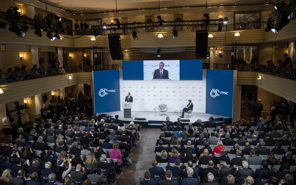 王毅氏「『一つの中國』原則堅持なら中國の平和的統(tǒng)一を支持すべき」