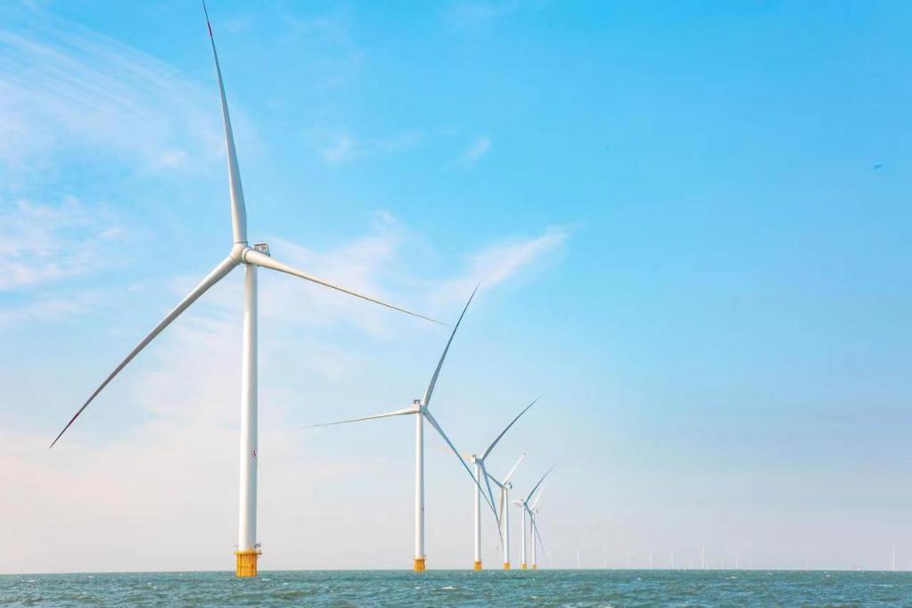 萊州「洋上風(fēng)力発電＋海洋牧場(chǎng)」プロジェクト。畫像提供は取材先