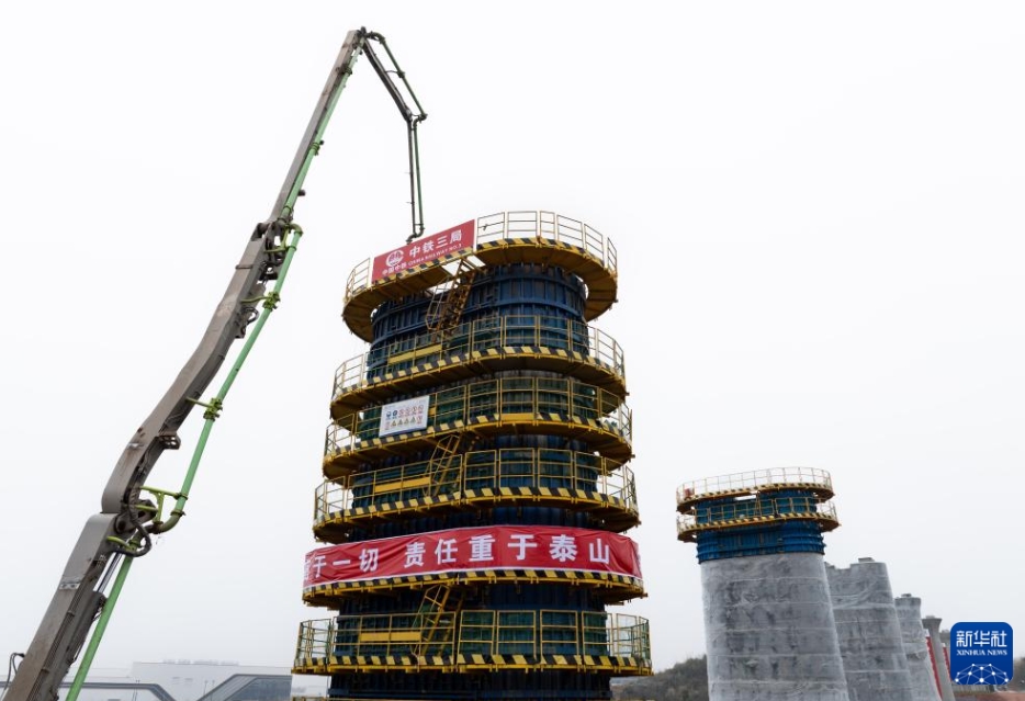 順調(diào)に建設(shè)進(jìn)む「成渝中線高速鉄道」