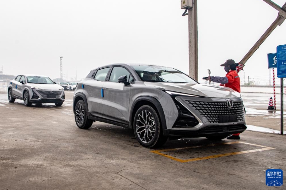 2023年、中歐班列を利用した完成車輸出が11萬臺を突破　重慶