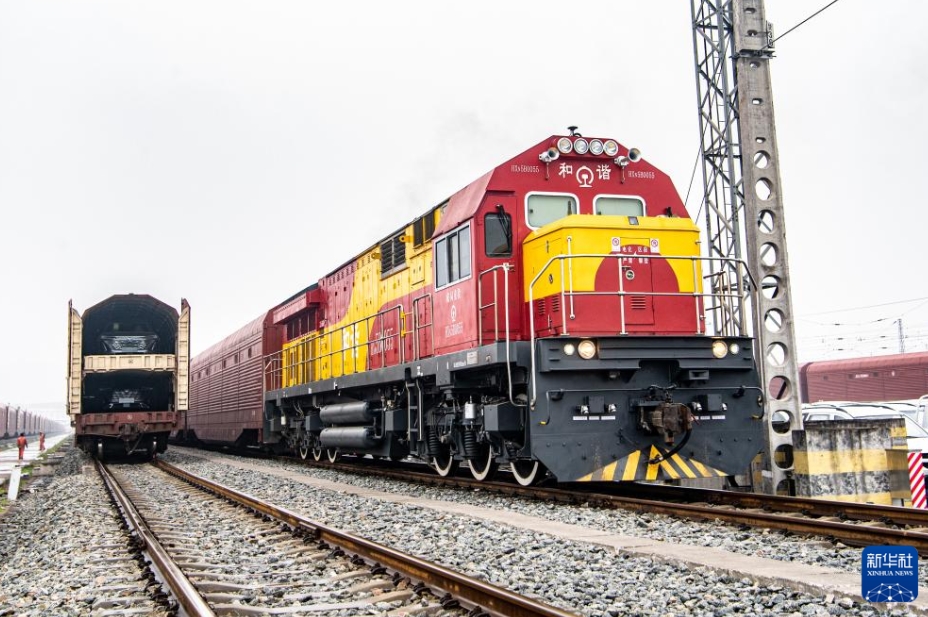 2023年、中歐班列を利用した完成車輸出が11萬臺を突破　重慶