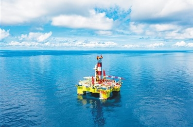 中國初の億トン級の大規(guī)模深海油田を発見