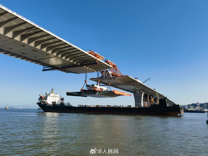 澳門最大の海上橋の閉合工事が無(wú)事完了