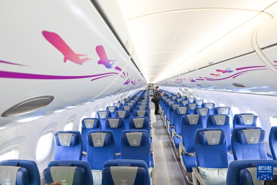 中國初の國産大型旅客機(jī)「C919」とジェット機(jī)「ARJ21」がマレーシアで公開